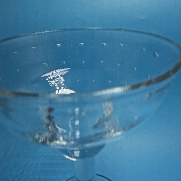 Bullicante Margarita Glass Clear Stemmed Controlled Bubbles Margaritaville 10 oz - Picture 2 of 5